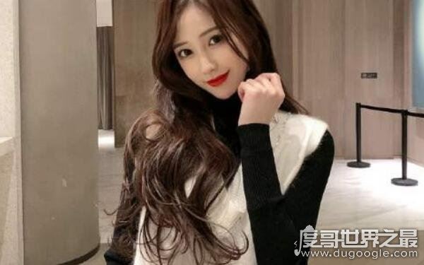 疑似不雅视频外流,宸荨樱桃黑葡萄事件真相揭秘(内含多处疑点)