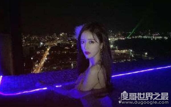 疑似不雅视频外流,宸荨樱桃黑葡萄事件真相揭秘(内含多处疑点)