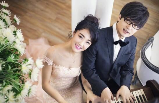 玖月奇迹是夫妻吗，相识12年地下恋情四年结婚照