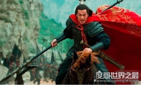 历史上三英战吕布谁赢了，刘关张三兄弟(吕布落荒而逃)