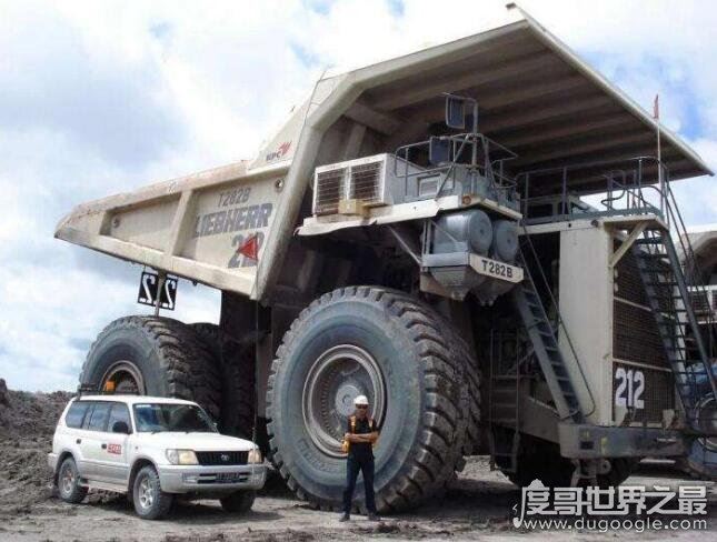 世界上最大的汽车，利勃海尔t282b(全长16米/最大重量592吨)