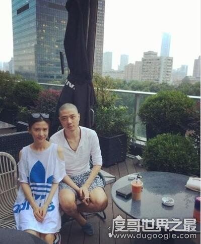 papi酱的老公是谁,papi酱大学同班同学(圈外某公司管理人员)