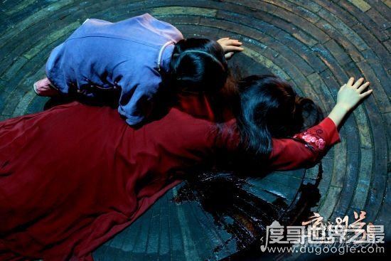 北京朝内大街81号位列四大鬼宅之首，听说进去的人都莫名失踪
