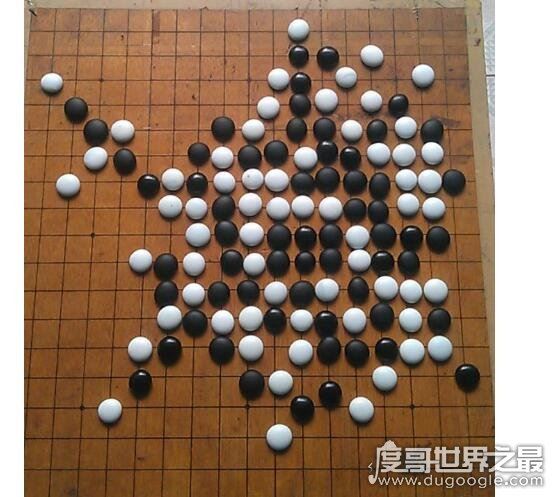 五子棋技巧解释，教你几招怎样从小白到五子棋大神