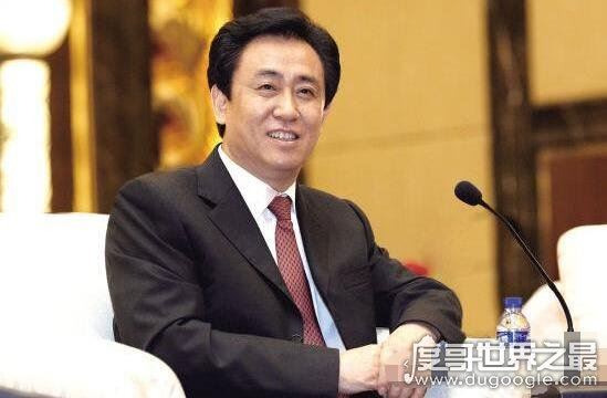 许家印老婆丁玉梅是新晋女富豪，身价210亿拥有恒大多家公司