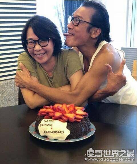 影帝梁家辉老婆是江嘉年，两人结婚31年演绎爱情最美好的样子