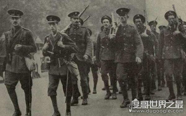 世界上神奇的失踪事件,载满的乘客突然无影无踪(令人细思及恐)