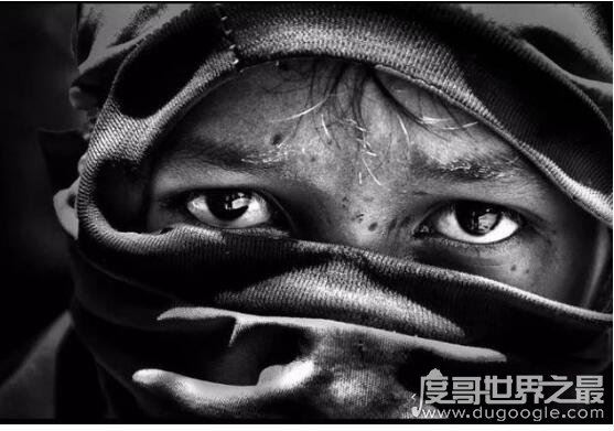 幼稚园杀手真实身份，这个说唱界的神秘人物曾征服无数歌迷