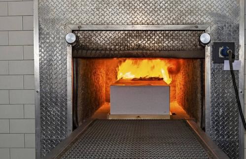 火葬场工人吃掉130具女尸的恐怖事件始末（真假探究）