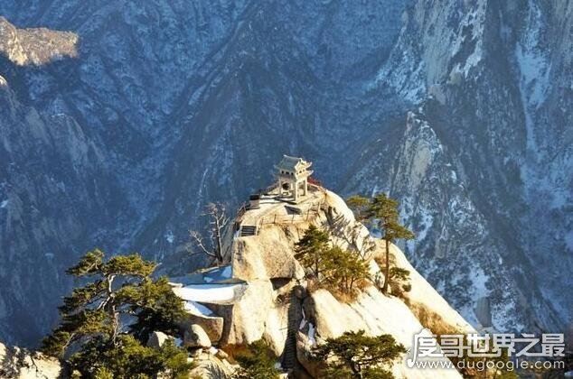 西岳指的是什么山，陕西省华阴县华山(有奇险天下第一山之称)