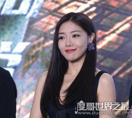 邓家佳整容前后照对比,完全看不出原来的样子(就像换了个人)