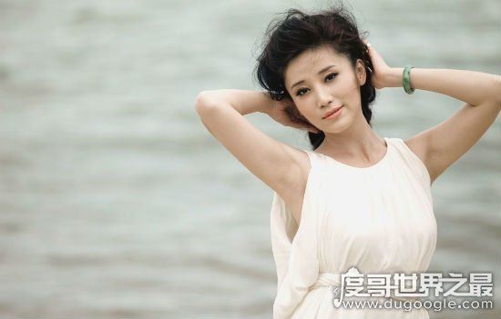 小米创始人雷军老婆张彤，因与演员张彤重名引尴尬