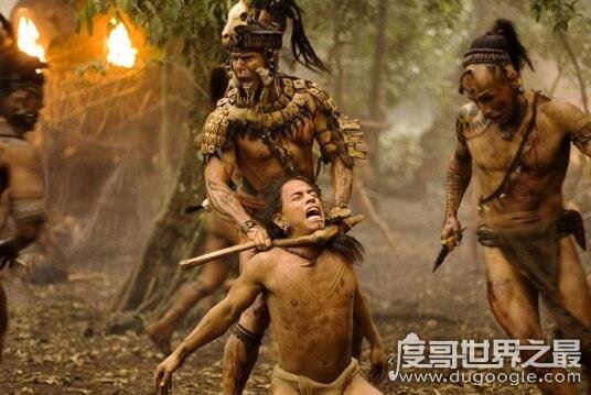 残忍恐怖的活人祭祀，父母看着子女牺牲不准流一滴眼泪