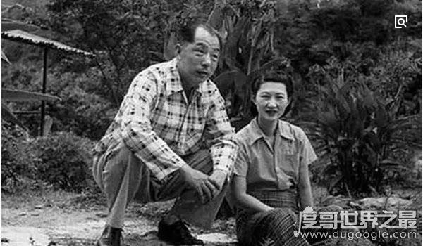张学良与赵四小姐旷世恋情,无名无分陪伴70余年(一生挚爱)