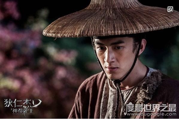 徐克导演的狄仁杰系列电影，沙陀忠从卖萌小清新变腹黑老大叔