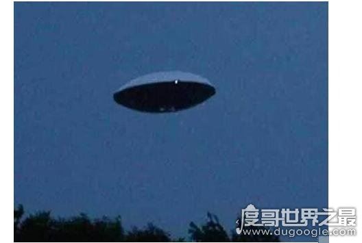 08年土耳其ufo事件回顾，有居民拍摄到画面非常清晰的飞碟