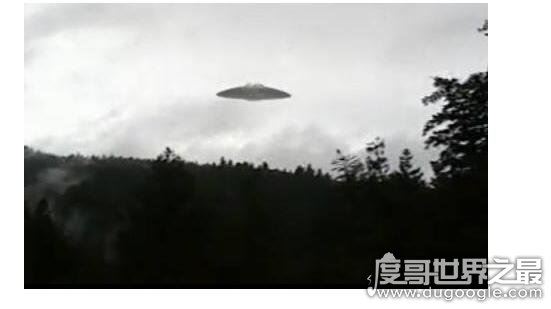 08年土耳其ufo事件回顾，有居民拍摄到画面非常清晰的飞碟