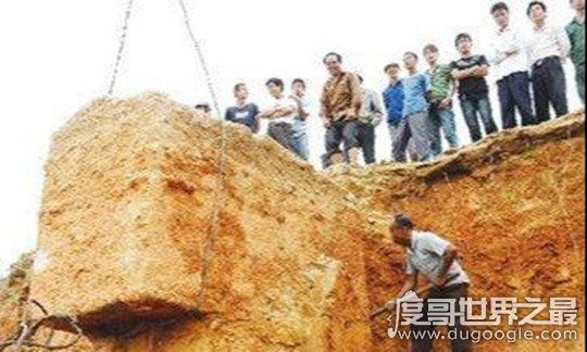 广西七星巨棺墓主身份之谜,棺底惊现北斗七星(身份至今未解)