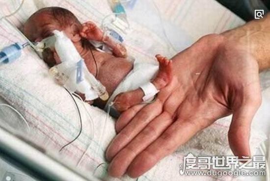 全球关于母亲的十个世界之最，年龄最小的只有5岁