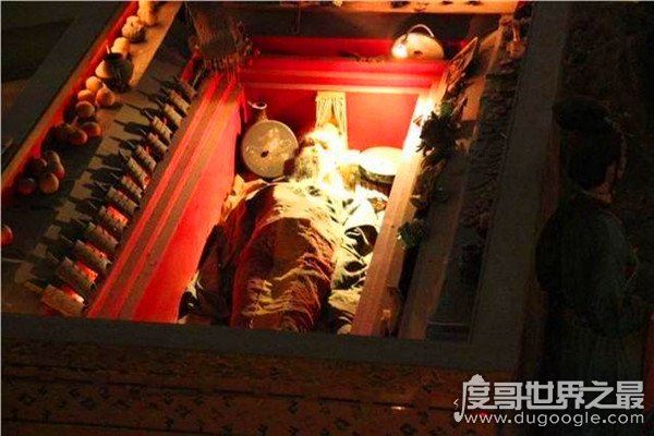 秦始皇陵为什么不敢挖，秦陵内机关重重毒气弥漫(极度危险)