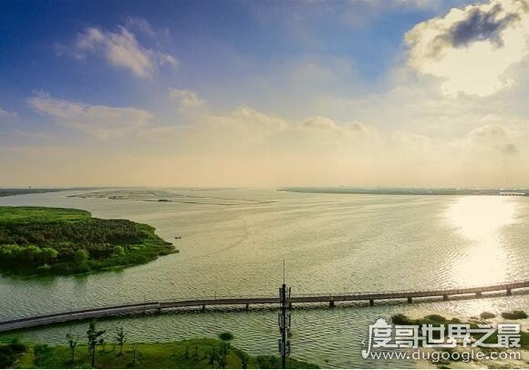 阳澄湖在哪里哪个省的,位于江苏省南部(跨吴县和昆山县)