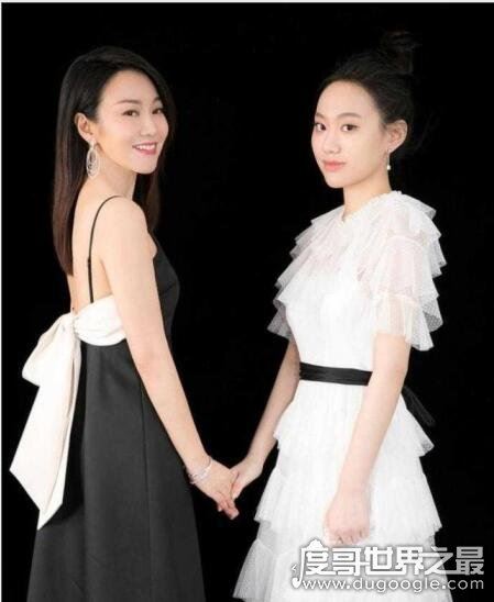 闫妮的个人资料简介，如今48岁的她呈现逆生长(看上去仅18岁)