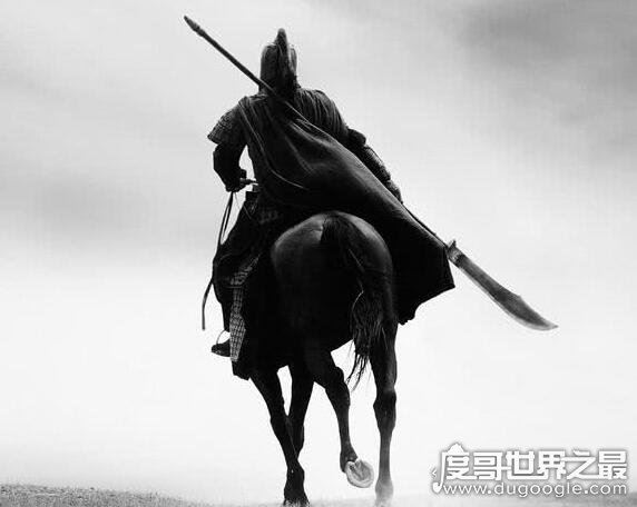 关羽的青龙偃月刀多重,《三国演义》中是82斤(真实重量被质疑)