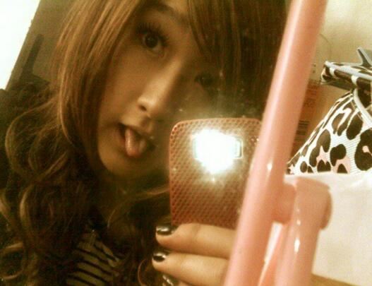 陈珂妮iphone女事件，陪睡五夜只为买iphone4(网传自杀)