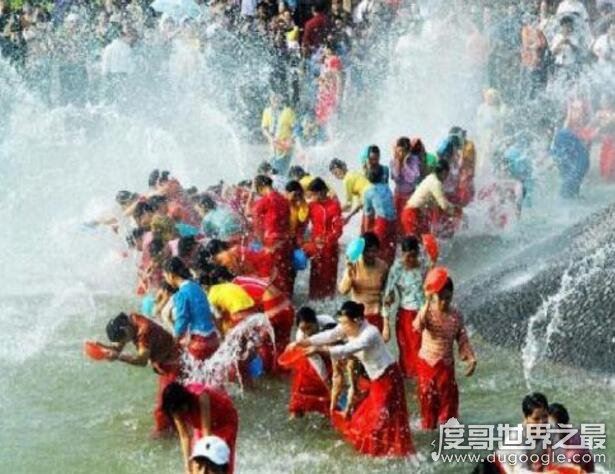 泼水节是哪个民族的节日？是云南傣族最隆重的节日