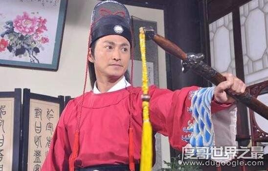 野史展昭是怎么死的,知法犯法死于包拯的虎头铡
