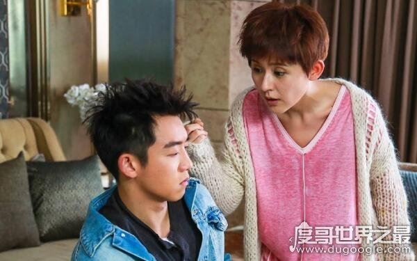 中国喜剧电影爆笑前十名，剧情设计贴近生活（必看电影）