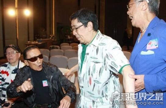 谢贤打曾江破口大骂，谢贤当众掌掴曾江的原因