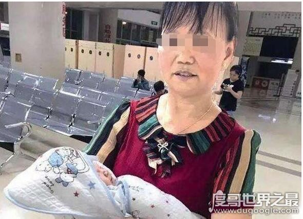 女子将新生男婴扔垃圾桶,被询问时竟称乃"死去的狗狗"