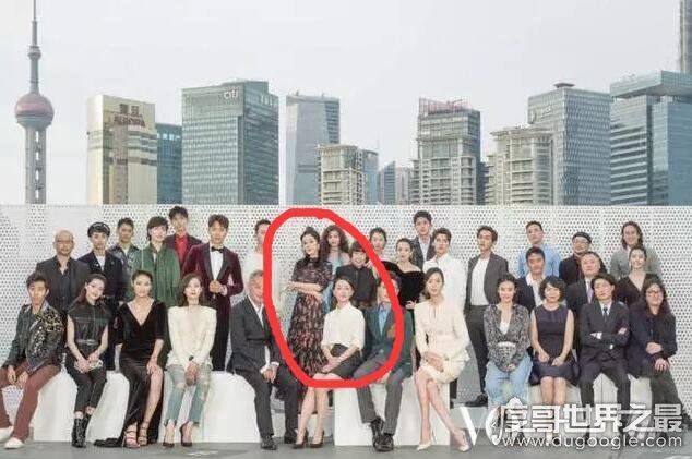 c位是什么意思，c位就是最中间最显眼的大咖位