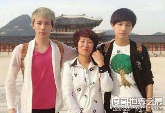 李宏毅变形计史上最帅主人公，出道抹不去黑历史