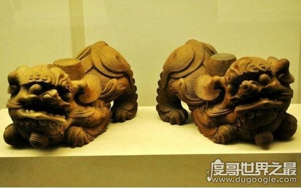 貔貅怎么分公母，一般来说头朝左的是公貔貅(头朝右的是母貔貅)