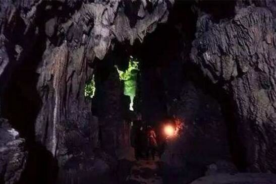 白莲教避难场所重庆鬼洞，尸骨遍地没有尽头(胆小勿入)