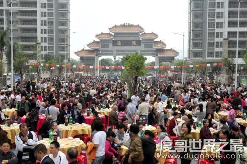 猎德村为什么那么有钱，分得37栋回迁房(每家每户身价几千万)