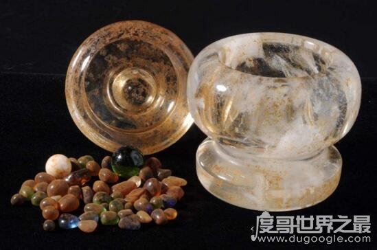 真正的舍利子是什么，珍贵的舍利子图片其实是假的