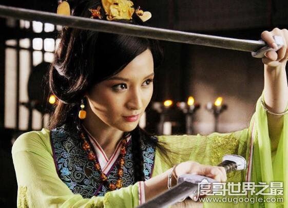 张萌整容前后照对比,张萌的经纪人爆料她整容又流产