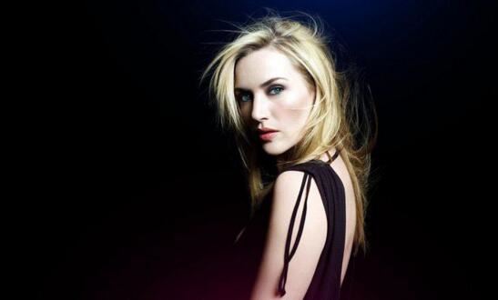 泰坦尼克号女主角，20年后凯特·温斯莱特近照