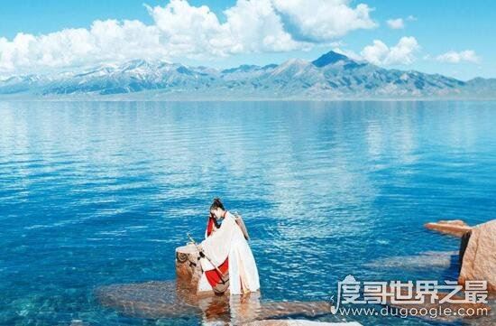 中国死海在哪里,国内三大死海皆可随时游玩