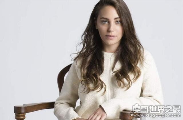土耳其美女明星排行，斯奈姆.库巴里仅排第三(第一名实至名归)