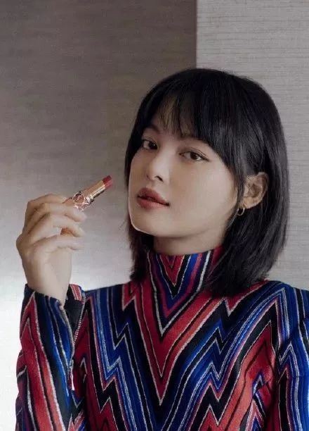 30一40岁女人发型短发,精致时尚优雅减龄(妈妈发型)