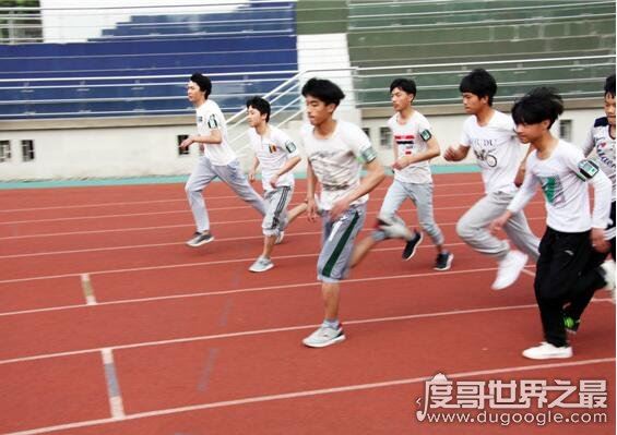 1000米跑步技巧,教你怎样轻松完成千米考试(准备工作很重要)