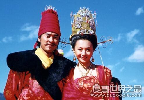 文成公主进藏的故事，松赞干布专门为文成公主修筑了布达拉宫