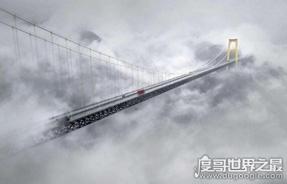 曾经的世界第一高桥,四渡河大桥(长1365米/落差高达650米)
