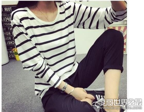黑色裤子配什么颜色上衣好看，不同款式的裤子有不同的搭法