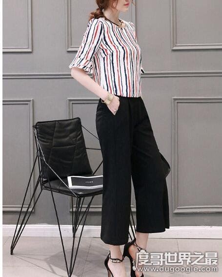 黑色裤子配什么颜色上衣好看，不同款式的裤子有不同的搭法