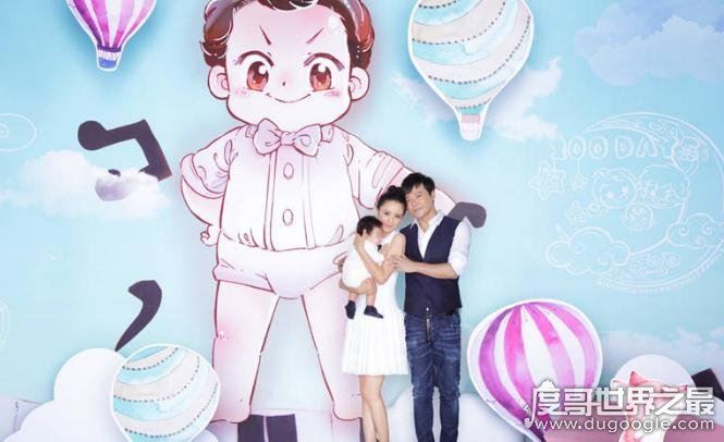 董璇和佟丽娅不仅人长得像，连丈夫也都同样出轨